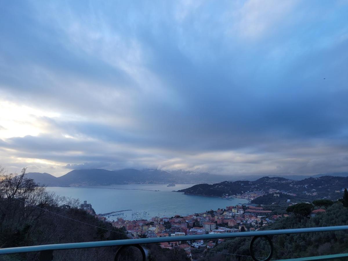 Ferienwohnung Sea View Lerici Exterior foto